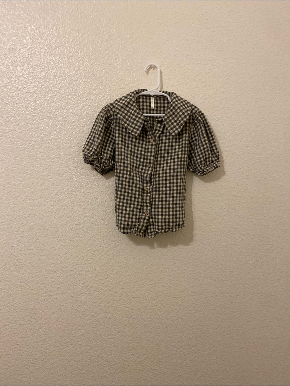 Rylee + Cru Black and White Gingham Button-Up Top